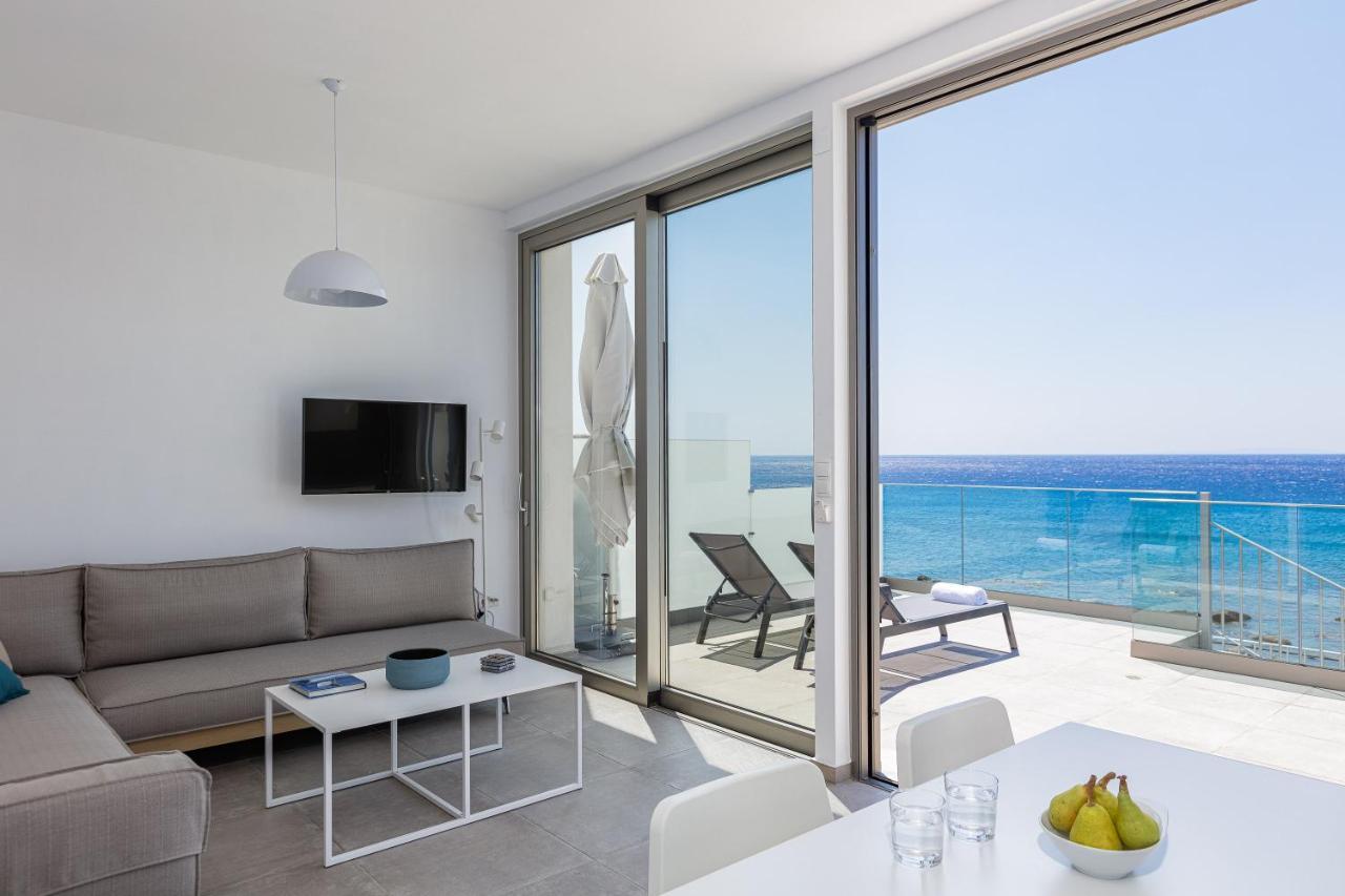 Aelia Seascape Apartments Plakiás Eksteriør bilde
