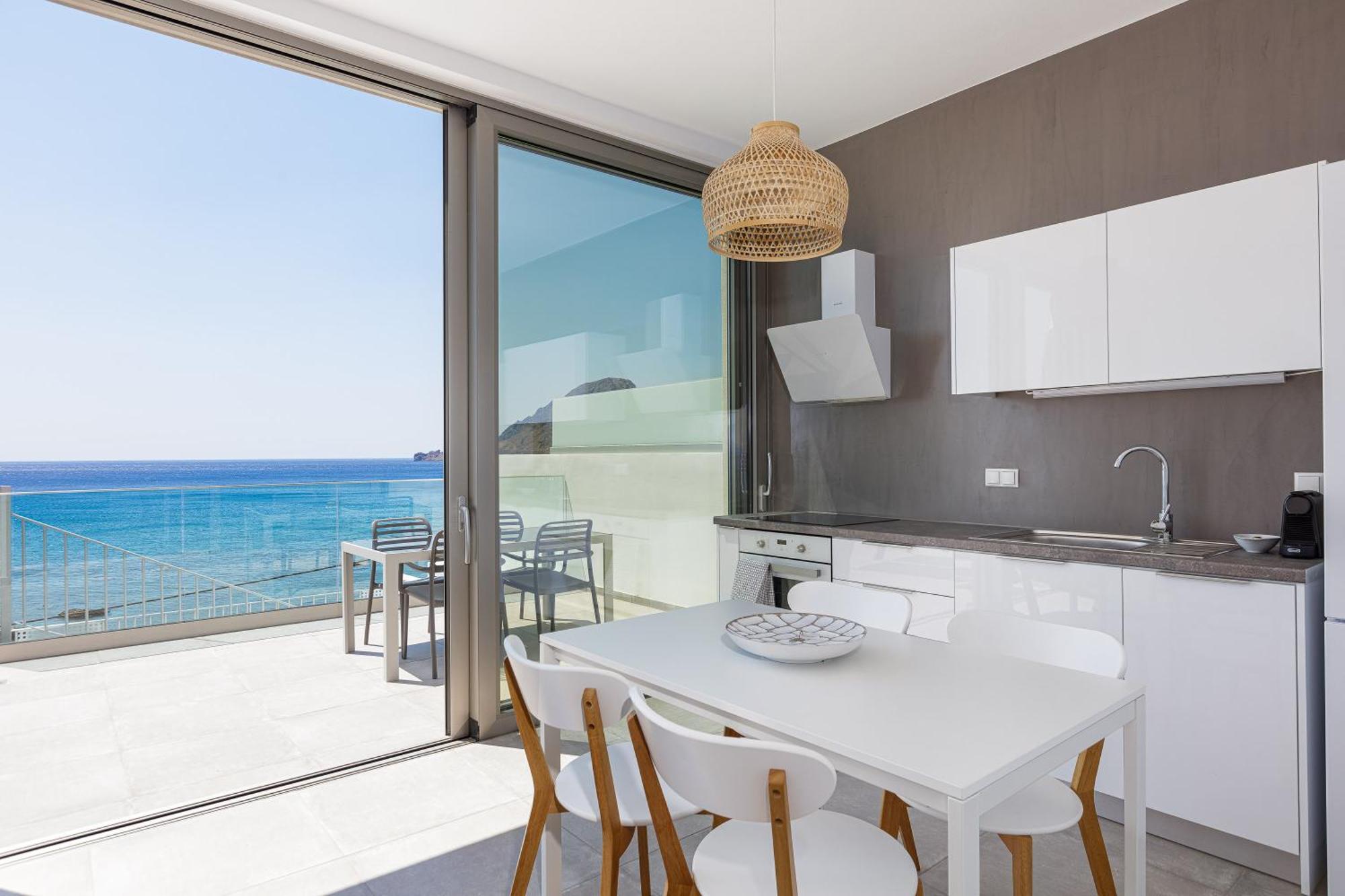 Aelia Seascape Apartments Plakiás Eksteriør bilde